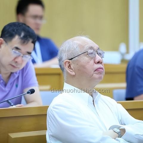 家属回应韦东奕身体状况：关注天才数学家的健康日常